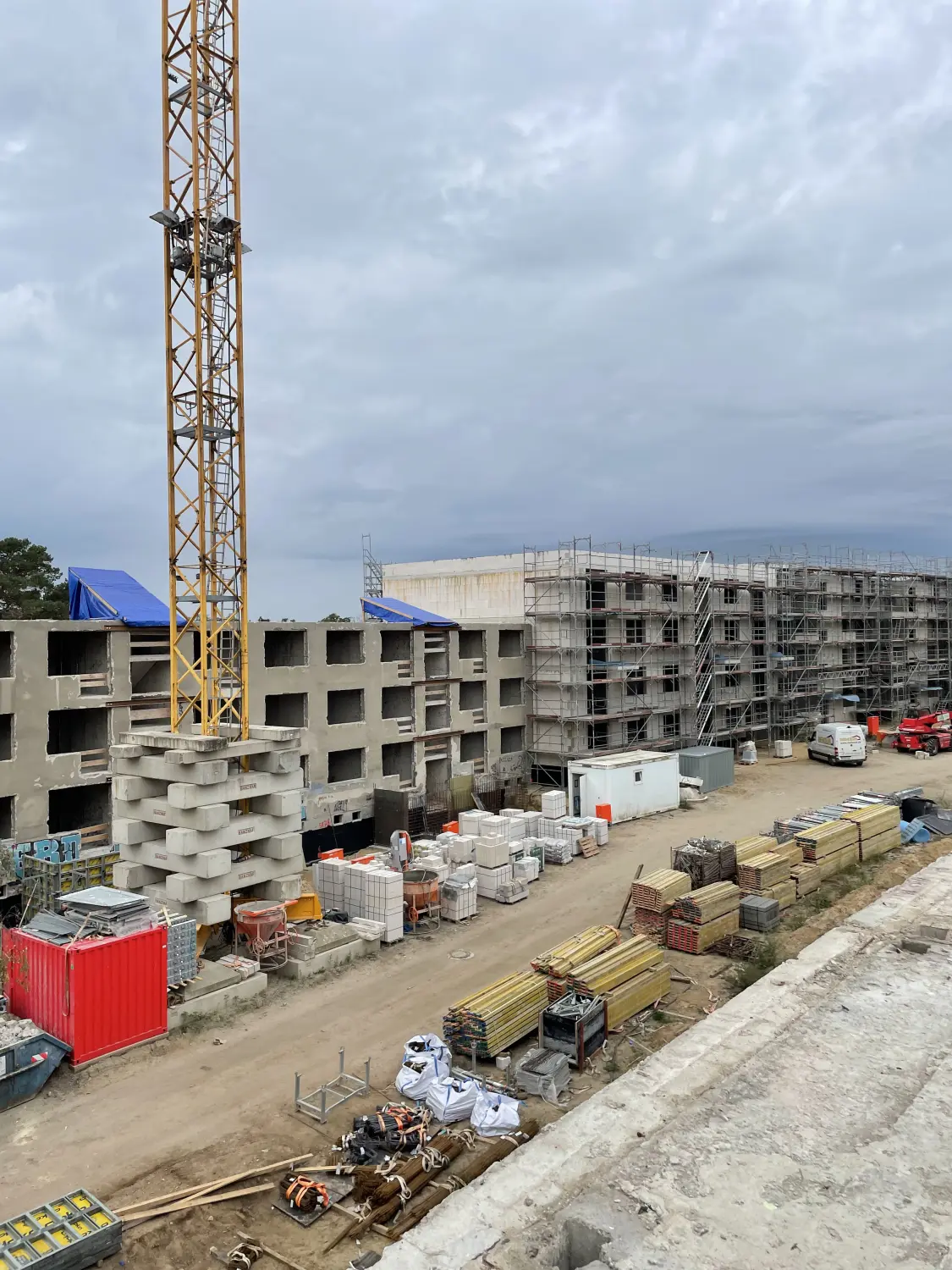 Akca Construction , Osman Akca ,Berlin ,Außenputz ,Innenputz ,Trockenbau,  Gebäudesanierung ,Wandputz